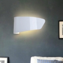 Metal Plate Shaped Designer Wall Light Finished In White Modern And Grace