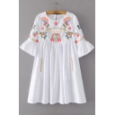 Embroidery Floral Pattern Flare Half Sleeve Keyhole Back Mini Smock Dress with Pockets