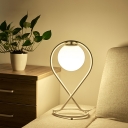 White Metal bracket Modern Table Lampe 1 Light in Globe