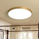 超現代的なスタイルの磨かれた真鍮は天井灯31-40Wの明るいアクリルのランプのかさの金の極めて薄い円形のフラッシュマウントによって導かれた涼しい白色光の照明を導きました