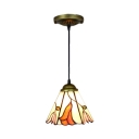 Flower Design Pendant Light Tiffany Style Traditional Stained Glass Drop Light in Beige