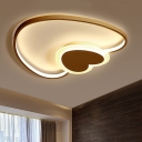 White Loving Heart Ceiling Fixture Modernism LED Ceiling Flush Mount with Acrylic Shade for Girls Bedroom