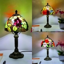 Single Light Table Light with Bead/Flower/Grape Tiffany Rustic Stained Glass Desk Light for Hotel