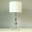 Shaded Table Light Modernist Fabric 1 Head Small Desk Lamp in White for Dining Room