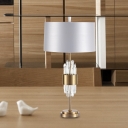 White Shaded Reading Lamp Modernist 1 Bulb Fabric Task Lighting for Dining Room