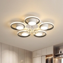 Acrylic Ring Flower Close to Ceiling Lamp Nordic 3/5-Light Bedroom LED Flush Mount with Crystal Drop in Black-White