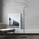 Curved Line Reading Floor Light Modernist Acrylic Study Room LED Floor Lamp in White/Black