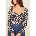 Pretty Girls Allover Daisy Floral Print Long Sleeve Sweetheart Neck Slim Fit Shirt in Black