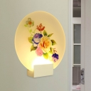 Tulip Buds/Blooming Peony LED Mural Lamp Modernist Acrylic White Disc Wall Mounted Lighting Fixture