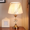 Gold Finish 1 Head Table Light Rural Fabric Pleated Lampshade Night Lighting with Leaf Pattern