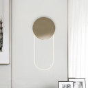 Round Wall Mounted Light Modernist Metal LED Sleeping Room Flush Mount Wall Sconce in Gold