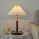 1 Bulb Pleated Fabric Table Light Nordic White Conical Bedside Night Lamp with Pull Chain and Wooden Base