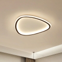 Black Triangle Flushmount Lighting Minimalism LED Aluminum Flush Mount Ceiling Light for Bedroom