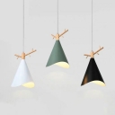 Metal Waveform Multi-Light Pendant Nordic 3 Heads White Suspension Light with Wooden Antler Decor