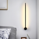 Black Metal Wall Light Fixture Modern LED Linear Wall Scone for Lounge