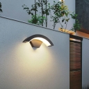 Modern Style LED Wall Sconce Minimalism Style Metal Acrylic Wall Light for Courtyard