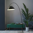 Minimalist Style Line Floor Lamp Wrought Iron Floor Lamp for Living Room and Study