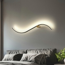 Black Linear Wall Light Fixture LED Wall Mounted Light Fixture for Bedroom