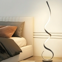 Sleek Aluminum LED Floor Lamp with Natural Light for Modern-Style Homes