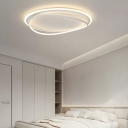 Modern LED Bulb Metal Flush Mount Ceiling Light with 1 Light for Residential Use
