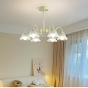 Modern Flower Shape Metal Living Room Chandelier with Glass Shade