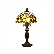 Table Lamp with One Light in Flower Pattern Inspired by Tiffany Style