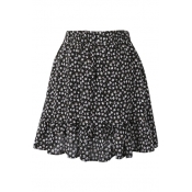 Black Background All Over White Flora Elastic Waist Short Skirt