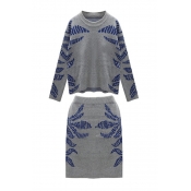 Gray Long Sleeve Leaf Pattern Sweater with Skirts