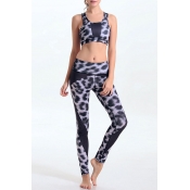 Women's Print Tight-Fitting Scoop Neck Crop Top with Stretchy Yoga&Sports Leggings Co-ords