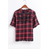 Round Neck Short Sleeve Wave Trim Embroidered Plaid Print Pullover Blouse