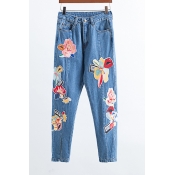 Floral Appliqued Split Cuffs Mid Waist Skinny Jeans