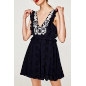 Sexy Plunge V-Neck Floral Lace Panel Button Back Mini Cami Dress