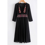 New Design Tribal Style Floral Embroidery Plunge Neck Long Sleeve Midi Dress