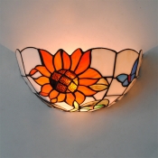 Tiffany Style Colorful Wall Light with Flower and Butterfly Pattern Class Shade Sconce Light for Foyer