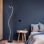 White/Black Loving Heart Standing Lamp with Spiral Design Modern LED Acrylic Floor Lighting in White/Warm Light
