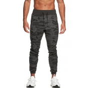 Trendy Men's Training Pants Camo Pattern Contrast Trim Zip Pocket Drawstring Elastic Waist Banded Cufss Regular Fitted Gym Pants