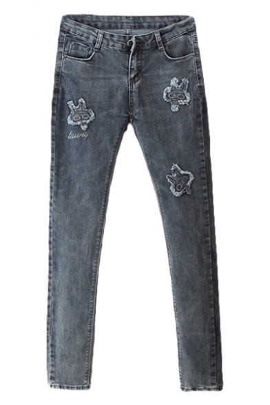 Lovely Patch Embellished Mid Rise Jeans in Skinny Fit