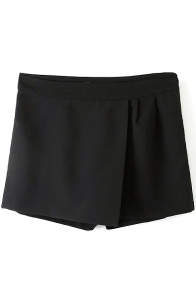 Black Plain Pleated Asymmetric Hem Shorts