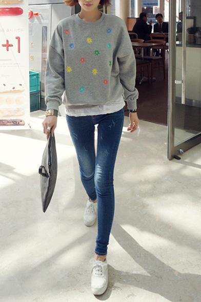 Floral Embroidery Round Neck Long Sleeve Sweatshirt