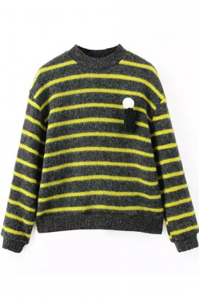 Round Neck Long Sleeve Stripes Sweater with Brooch