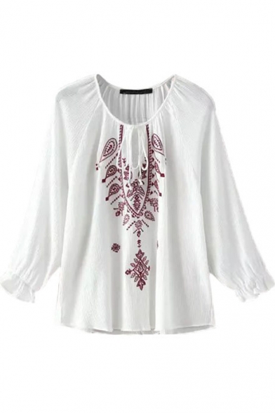 Scoop Neck Long Sleeve White Embroidery Blouse