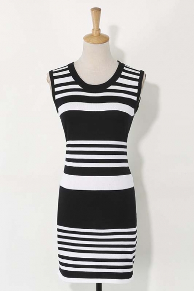 Striped Color Block Print Cutout Back Sleeveless Knitted Bodycon Dress