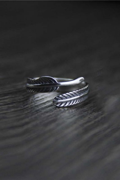 Feather Opening Silver Ring