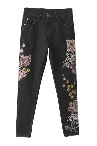 Women's Fashion Floral Embroidery Skinny Capri Jeans