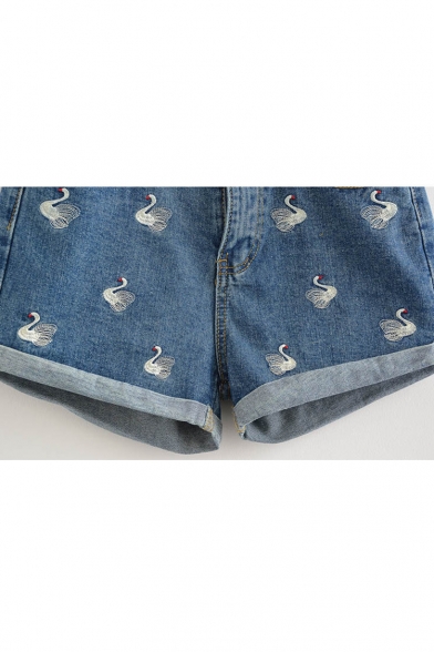 Embroidery Swan Pattern Mid Waist Denim Shorts