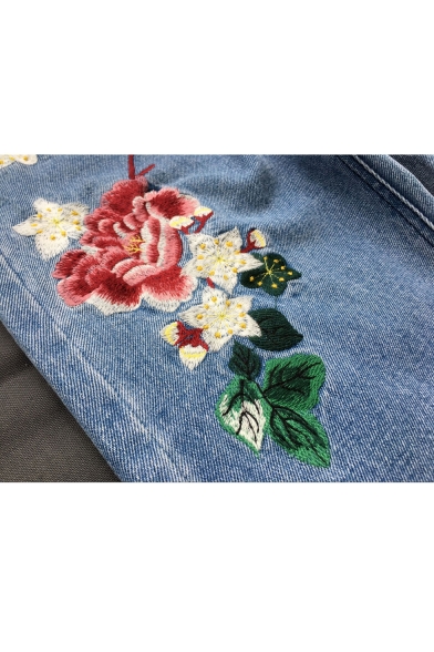 Floral Embroidered Basic Straight Legs Jeans with Pockets
