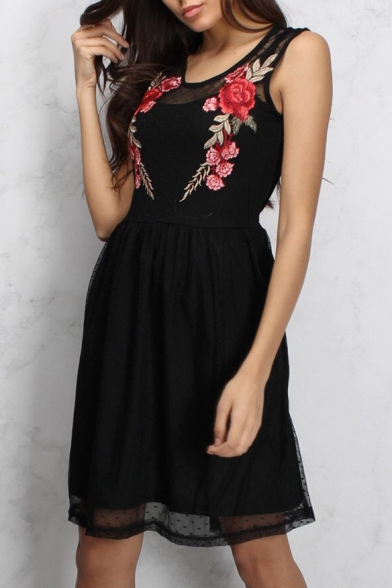 Elegant Chic Sleeveless Embroidery Rose Floral Round Neck Mesh Patchwork Midi Dress