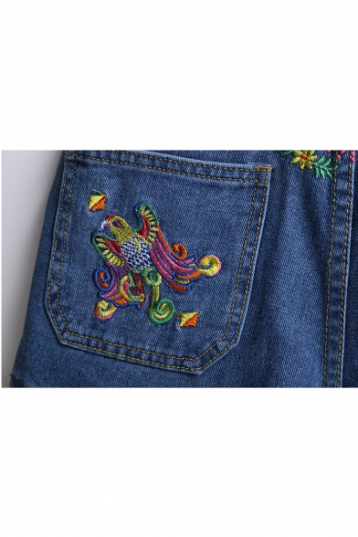 Women's Fashion Embroidery Floral Pattern Mid Waist Denim Shorts