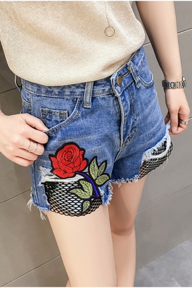 New Arrival Chic Fishnet Patched Retro Rose Embroidered Denim Shorts