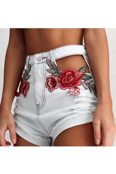 New Arrival Sexy Hollow Out Retro Floral Embroidered Hot Pants Denim Shorts